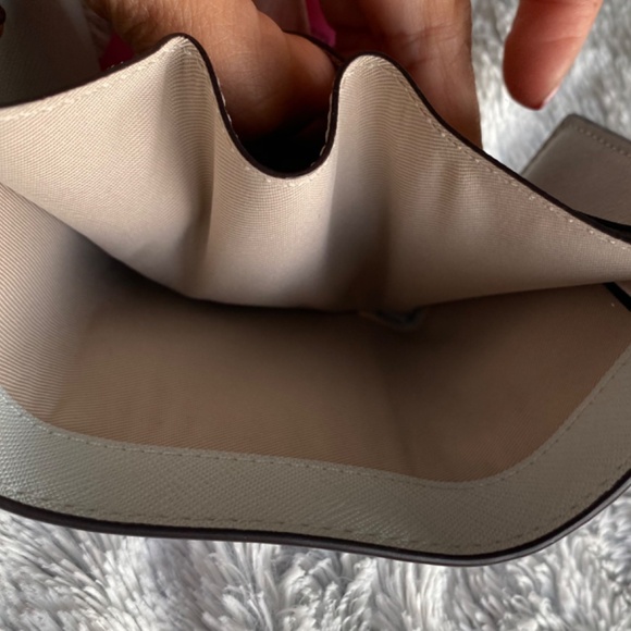 Gorgeous Kate Spade mini trifold wallet. - Picture 7 of 7